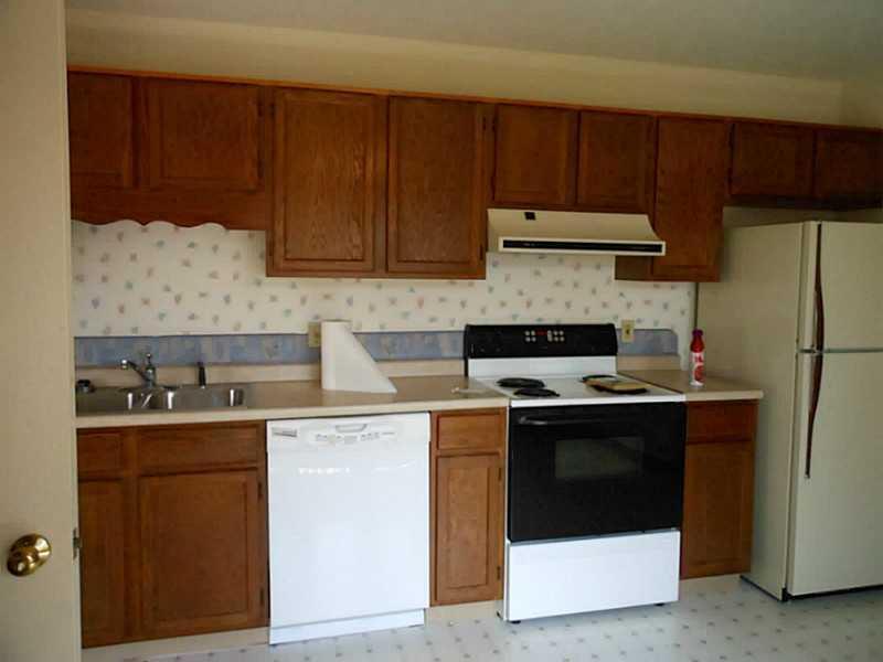 1144 Foxboro Road, Unit 206 Springfield, OH 45503 - Photo 2 of 8