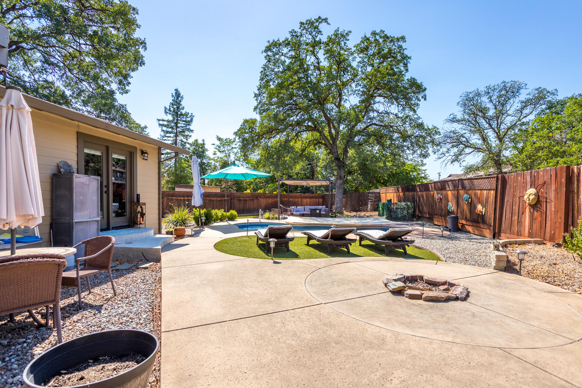 2766 Robert Court Redding, CA 96002 - Photo 16 of 28 a view of swimming pool with furniture