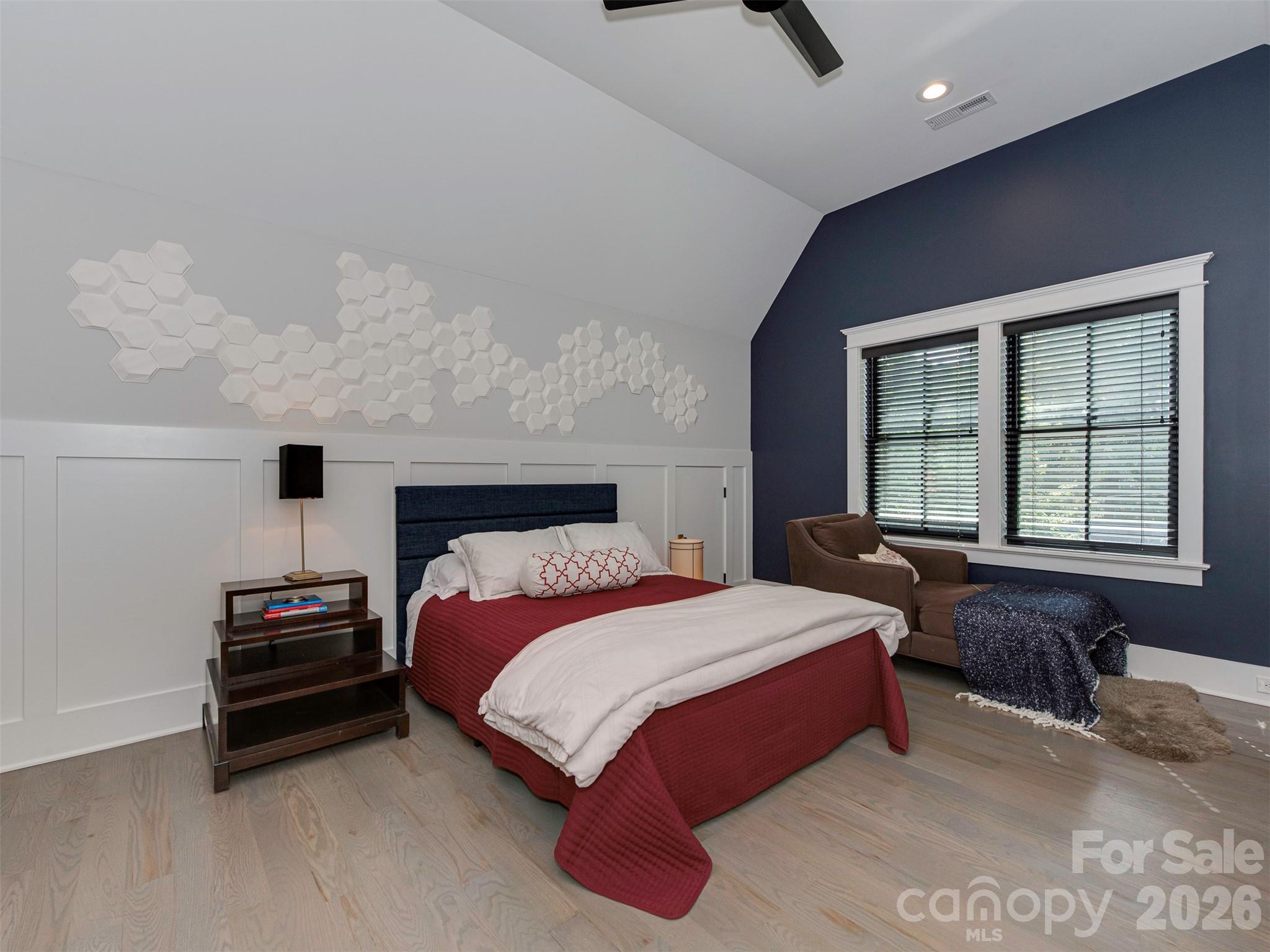 4009 Ridgecrest Avenue Charlotte, NC 28211 - Photo 29 of 43 a bedroom with a bed and a window