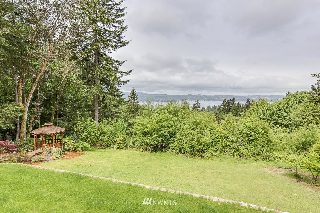 330 Northeast Riddell Road Bremerton, WA 98311 - Photo 20 of 25