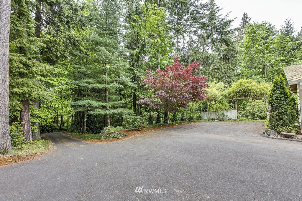 330 Northeast Riddell Road Bremerton, WA 98311 - Photo 23 of 25