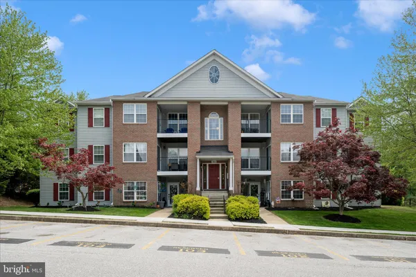$249,900 | 3815 Sunnyfield Court, Unit 2C, Hampstead, MD 21074