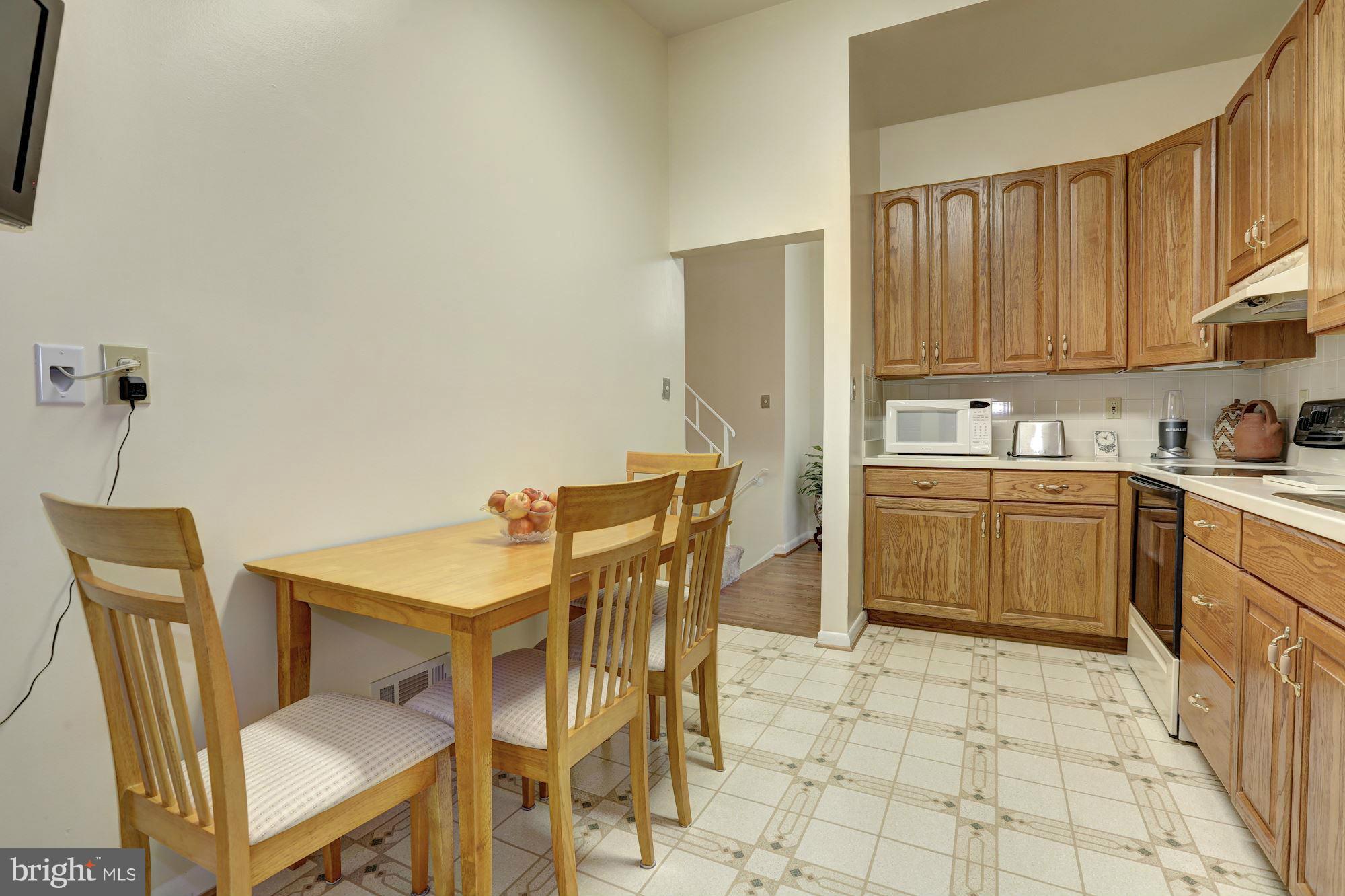119 Bluff Terrace Silver Spring, MD 20902 - Photo 11 of 30 Kitchen