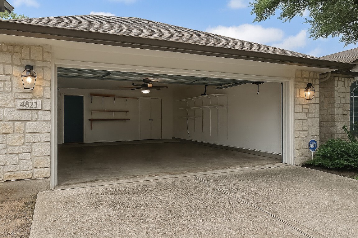 4821 Chesney Ridge Drive Austin, TX 78749 - Photo 15 of 15 an empty room with a fireplace
