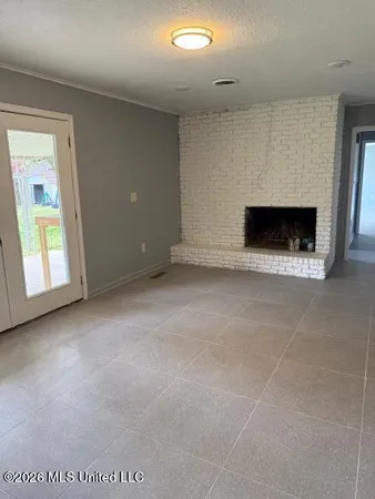 $235,000 | 425 West Chulahoma Avenue, Holly Springs, MS 38635
