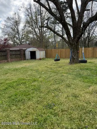 $235,000 | 425 West Chulahoma Avenue, Holly Springs, MS 38635