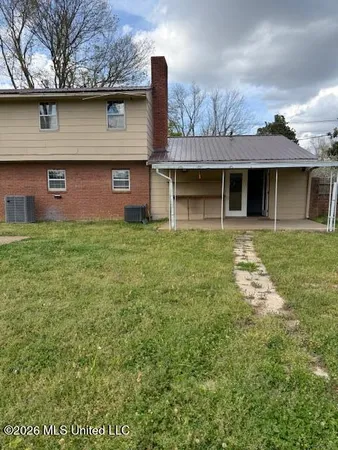 $235,000 | 425 West Chulahoma Avenue, Holly Springs, MS 38635