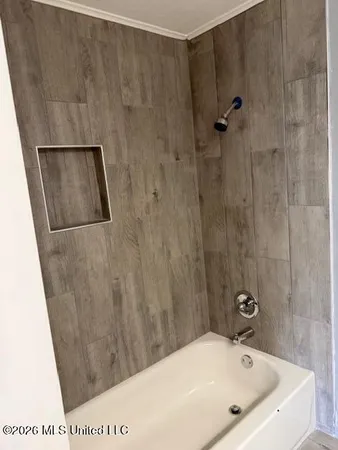 $235,000 | 425 West Chulahoma Avenue, Holly Springs, MS 38635