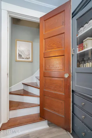 $345,000 | 33 Kingsboro Avenue, Gloversville, NY 12078