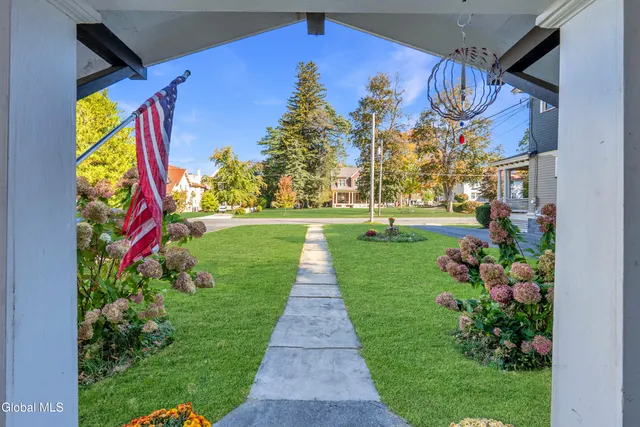 $345,000 | 33 Kingsboro Avenue, Gloversville, NY 12078