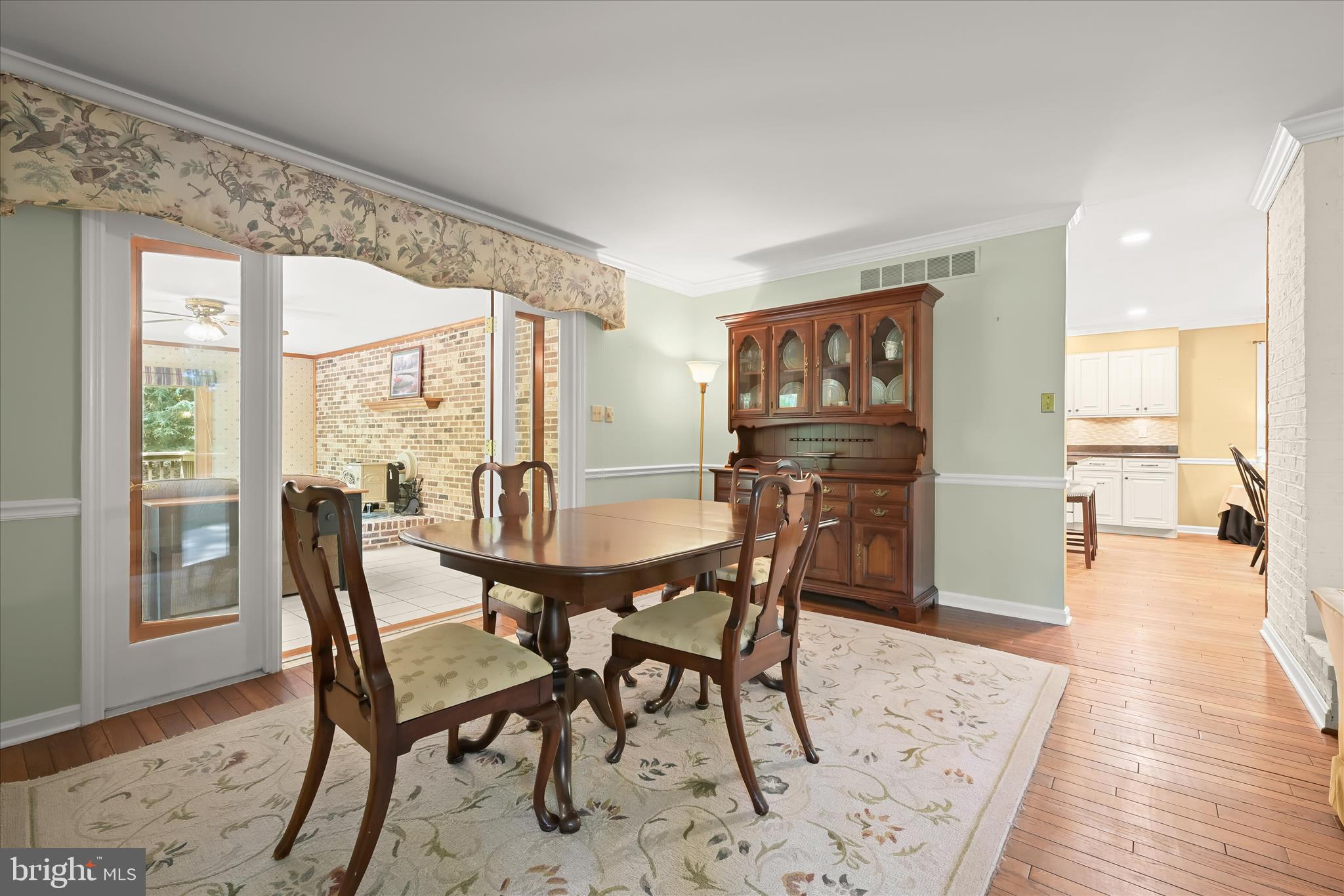 3391 Salem Bottom Road Westminster, MD 21157 - Photo 27 of 82 Dining Room - Hardwood Floors