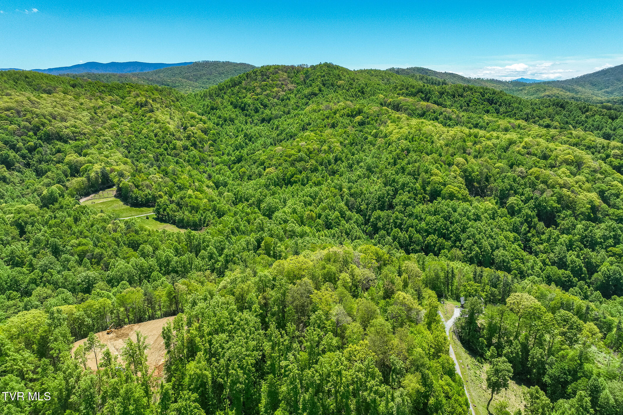 1 Ridge Top Lane, Unit 1 Hampton, TN 37658 - Photo 25 of 35 TBD Sunset Ridge (34 of 38)