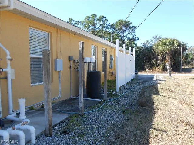 $2,000 | 612 McArthur Avenue, Lehigh Acres, FL 33972