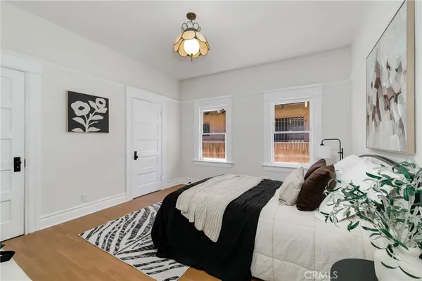 $1,169,000 | 2947 South Hobart Boulevard, Los Angeles, CA 90018
