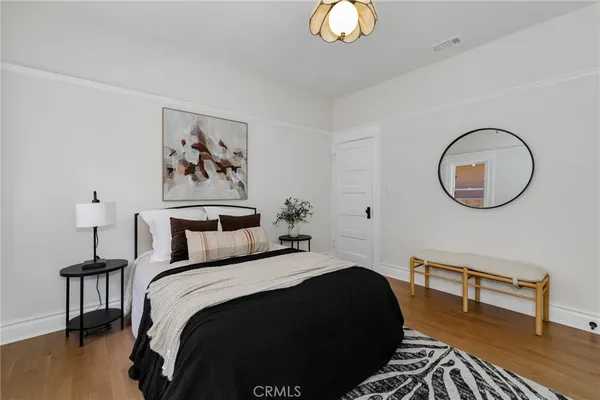 $1,169,000 | 2947 South Hobart Boulevard, Los Angeles, CA 90018