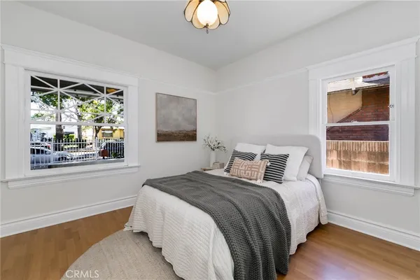 $1,169,000 | 2947 South Hobart Boulevard, Los Angeles, CA 90018