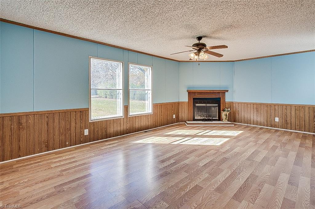 1522 Hopewell Friends Road Asheboro, NC 27205 - Photo 7 of 21