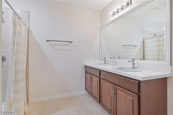 $1,850 | 1009 Jacaranda Parkway East, Cape Coral, FL 33909