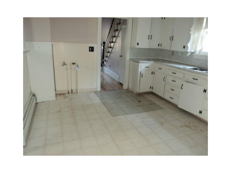128 Oxford Street Millinocket, ME 04462 - Photo 6 of 20 Kitchen.