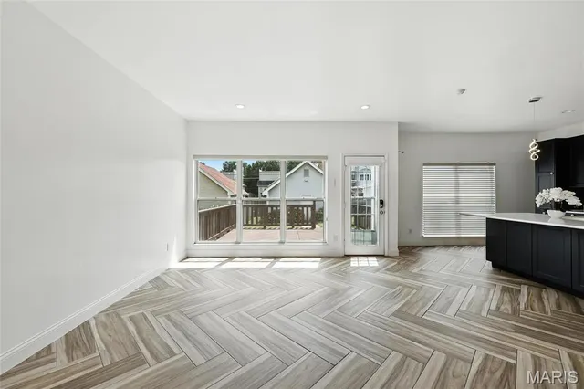 $2,750 | 4224 Westminster Place, St. Louis, MO 63108