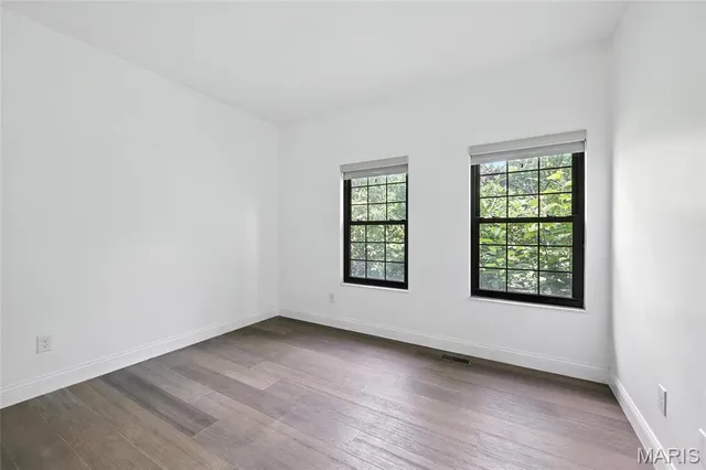 $2,750 | 4224 Westminster Place, St. Louis, MO 63108