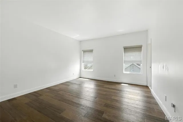 $2,750 | 4224 Westminster Place, St. Louis, MO 63108