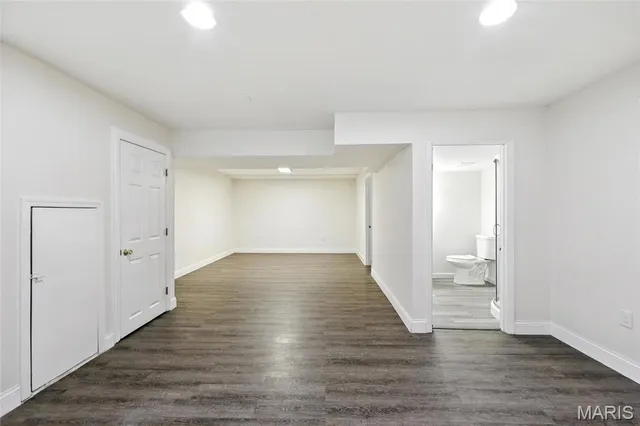 $2,750 | 4224 Westminster Place, St. Louis, MO 63108