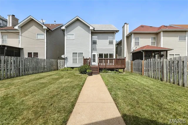 $2,750 | 4224 Westminster Place, St. Louis, MO 63108