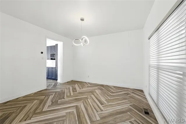 $2,750 | 4224 Westminster Place, St. Louis, MO 63108