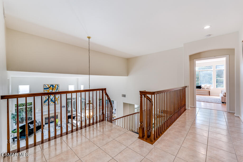11292 Broadview Drive Moorpark, CA 93021 - Photo 38 of 58 a view of hallway with windows