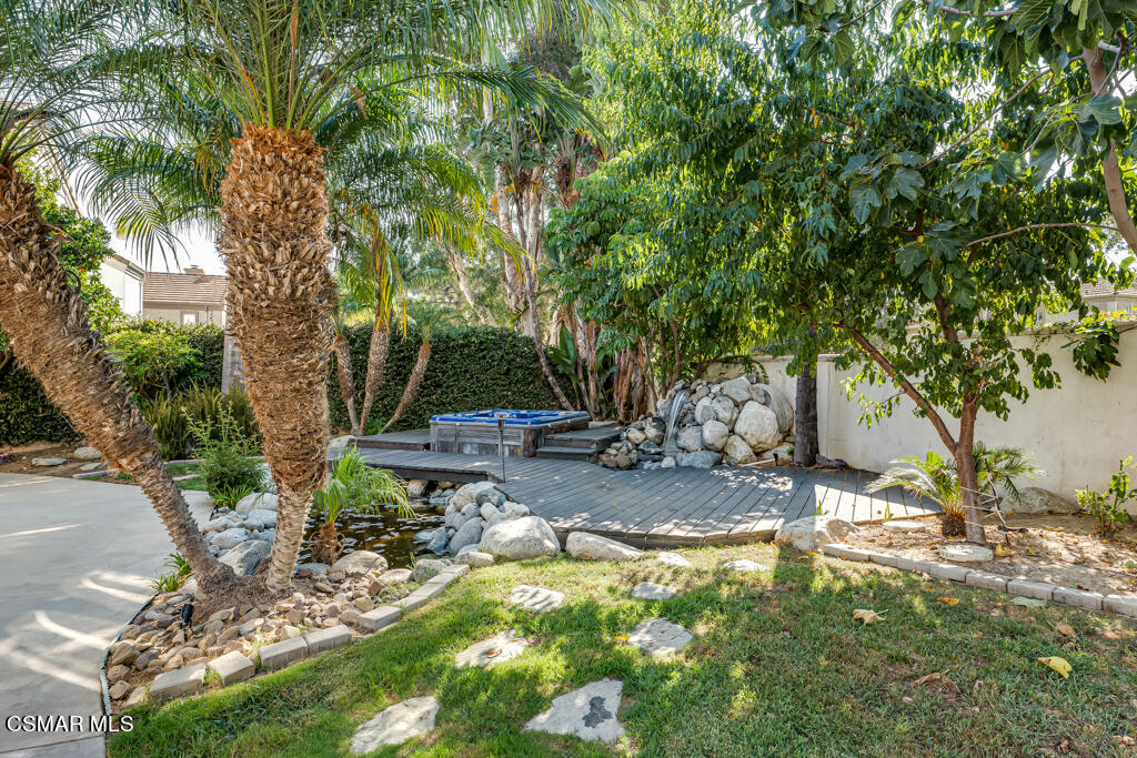 11292 Broadview Drive Moorpark, CA 93021 - Photo 50 of 58 a view of a yard with plants and trees