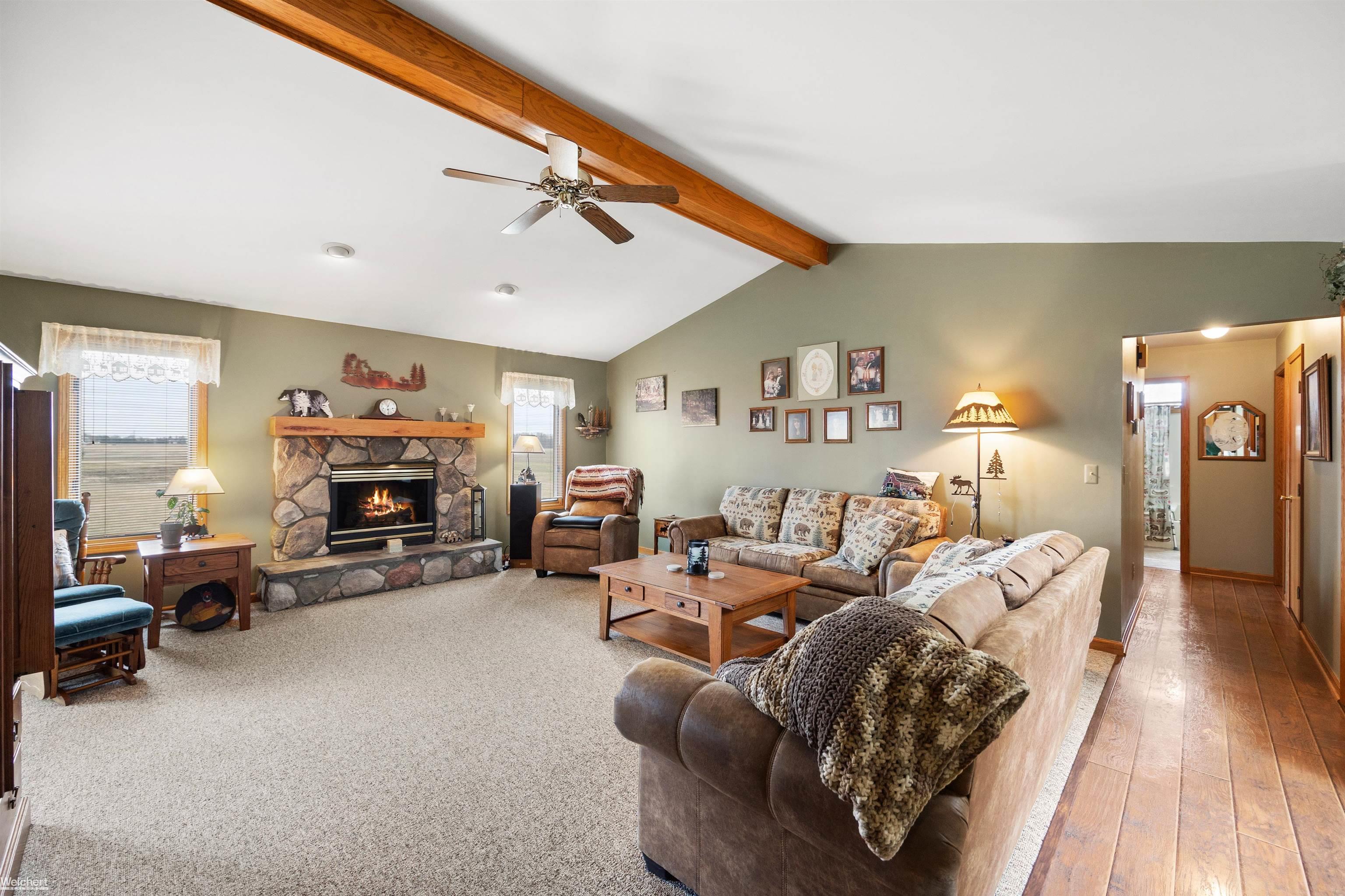 5107 Cochrane Road Almont, MI 48003 - Photo 4 of 35 50103955-3.JPG