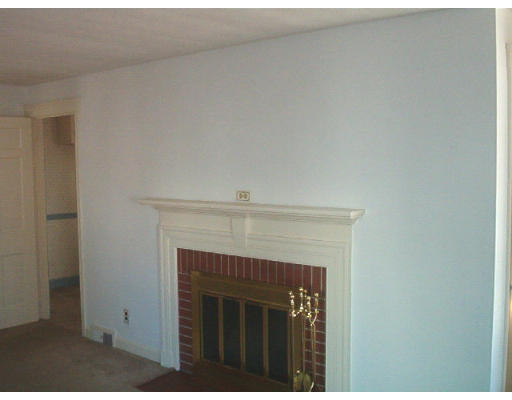 121 Harmon Avenue Springfield, MA 01118 - Photo 3 of 3 Gallery Image 3