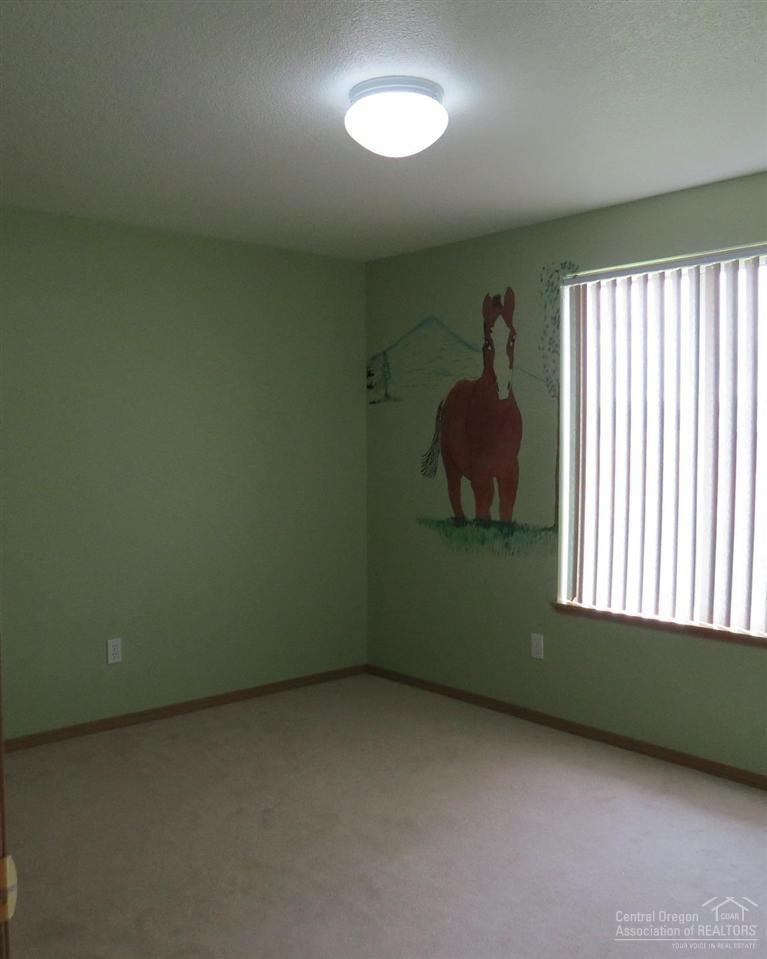 2529 Southeast Custer Road Prineville, OR 97754 - Photo 7 of 22 Additional Photo
