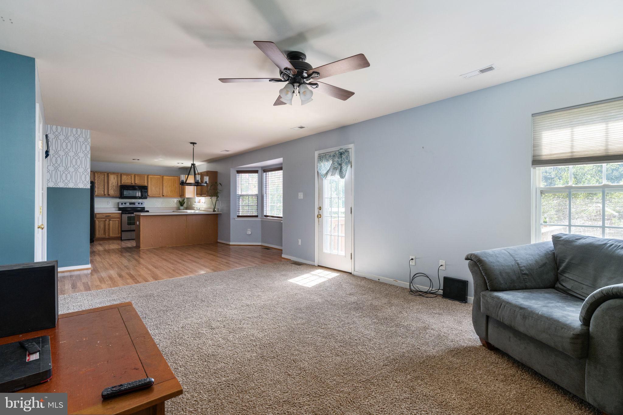 202 Cardinal Road Louisa, VA 23093 - Photo 20 of 38 Living Space