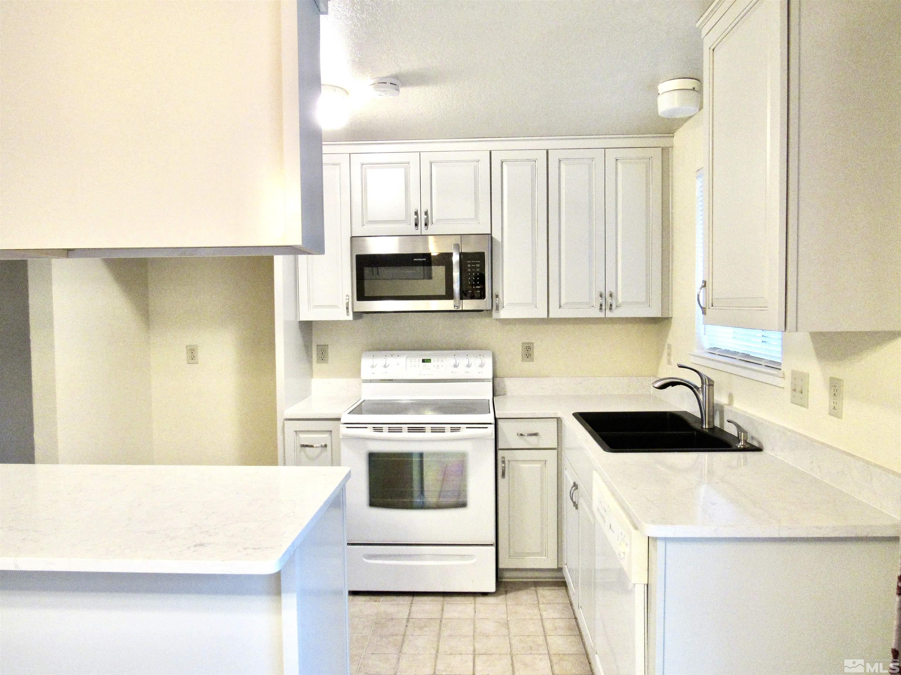 8420 Red Baron Boulevard Reno, NV 89506 - Photo 4 of 21 Photo 4