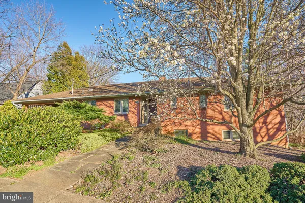$4,800 | 2509 North Quincy Street, Arlington, VA 22207