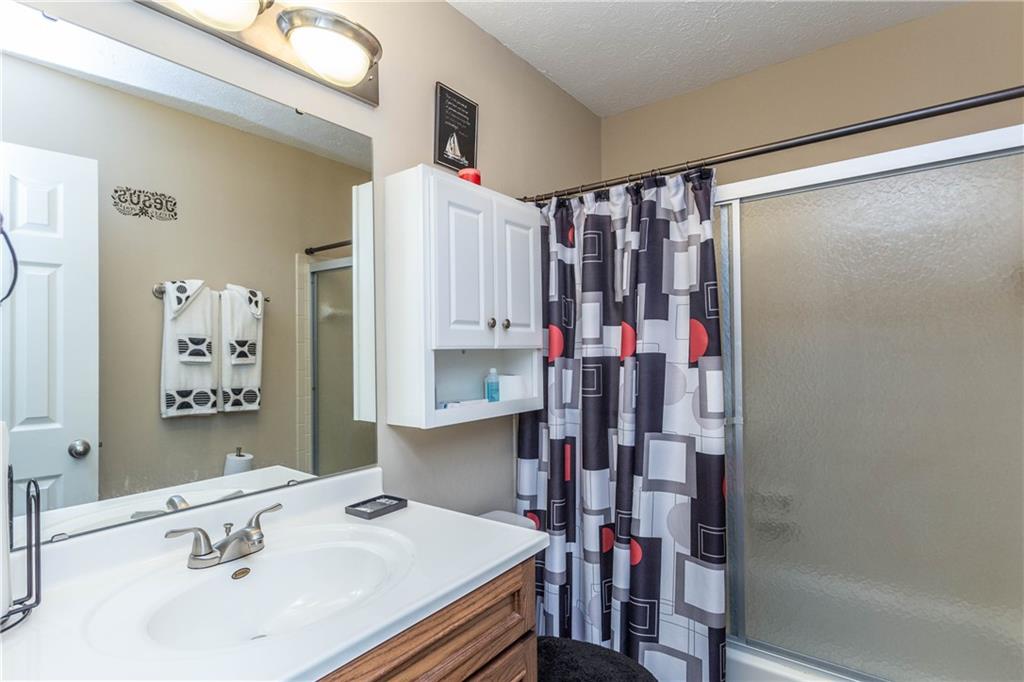 3138 Valley Farms Road Indianapolis, IN 46214 - Photo 21 of 30 Gallery Image 21