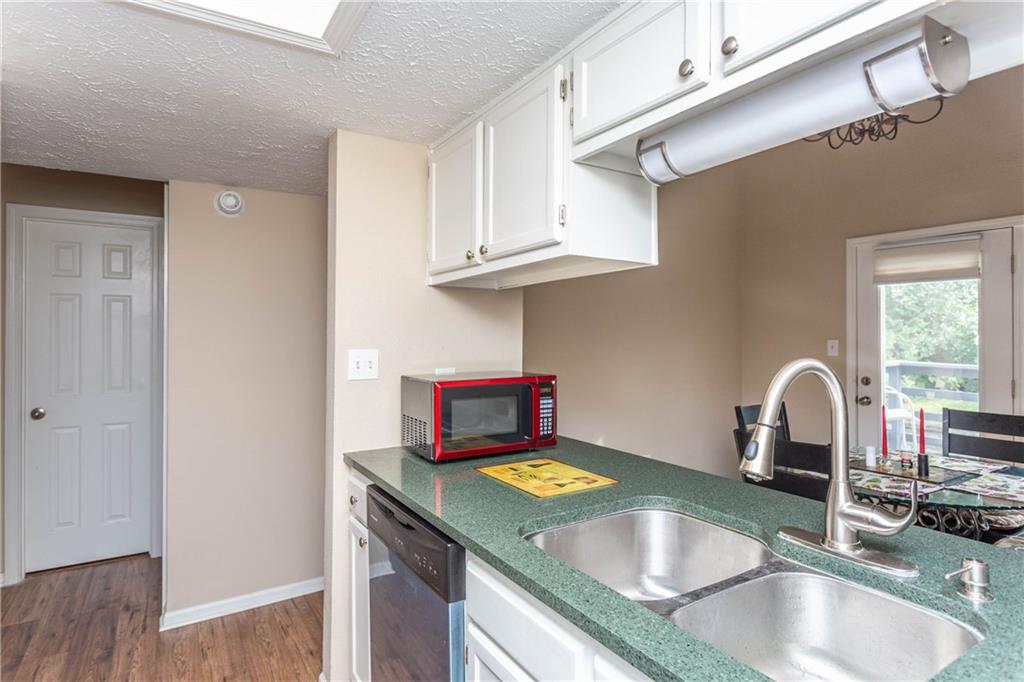 3138 Valley Farms Road Indianapolis, IN 46214 - Photo 10 of 30 Gallery Image 10