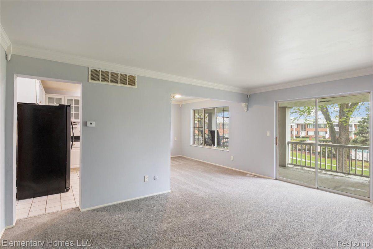 29396 Hoover Road Warren, MI 48093 - Photo 3 of 17 Gallery Image 3