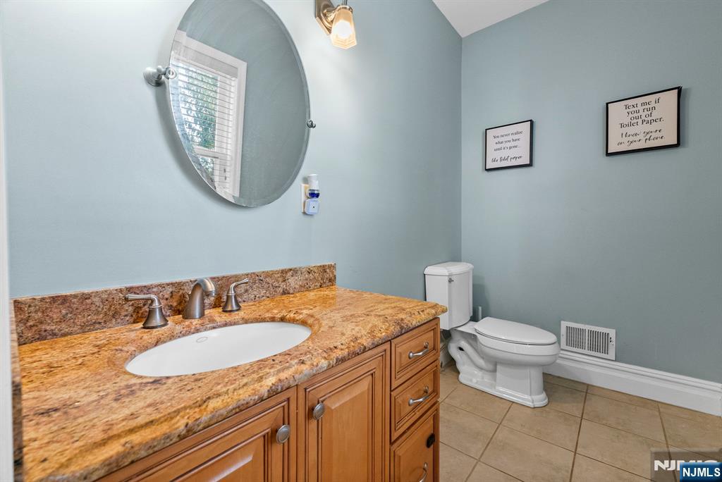 467 Summit Avenue Hackensack, NJ 07601 - Photo 15 of 38