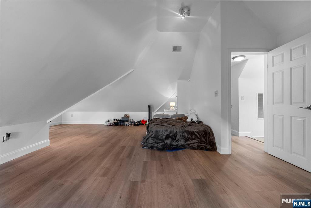 467 Summit Avenue Hackensack, NJ 07601 - Photo 25 of 38