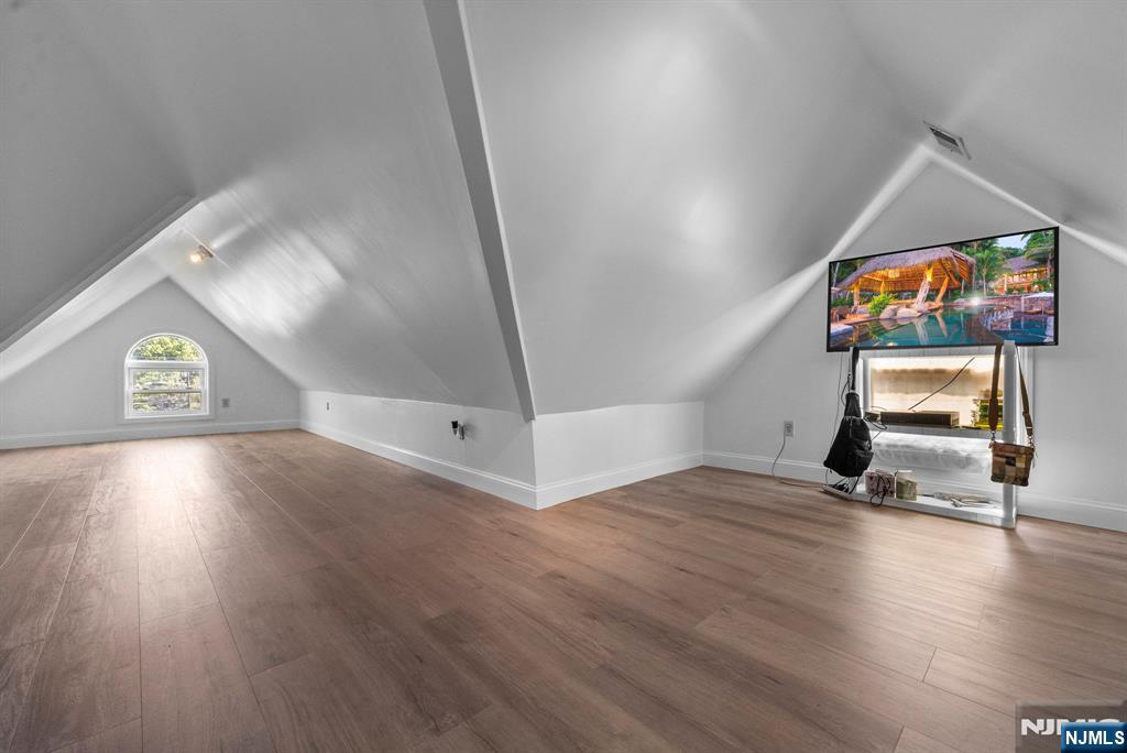 467 Summit Avenue Hackensack, NJ 07601 - Photo 26 of 38