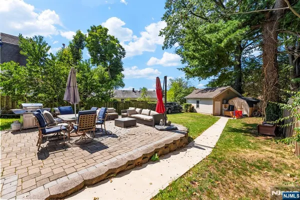 $899,999 | 467 Summit Avenue, Hackensack, NJ 07601