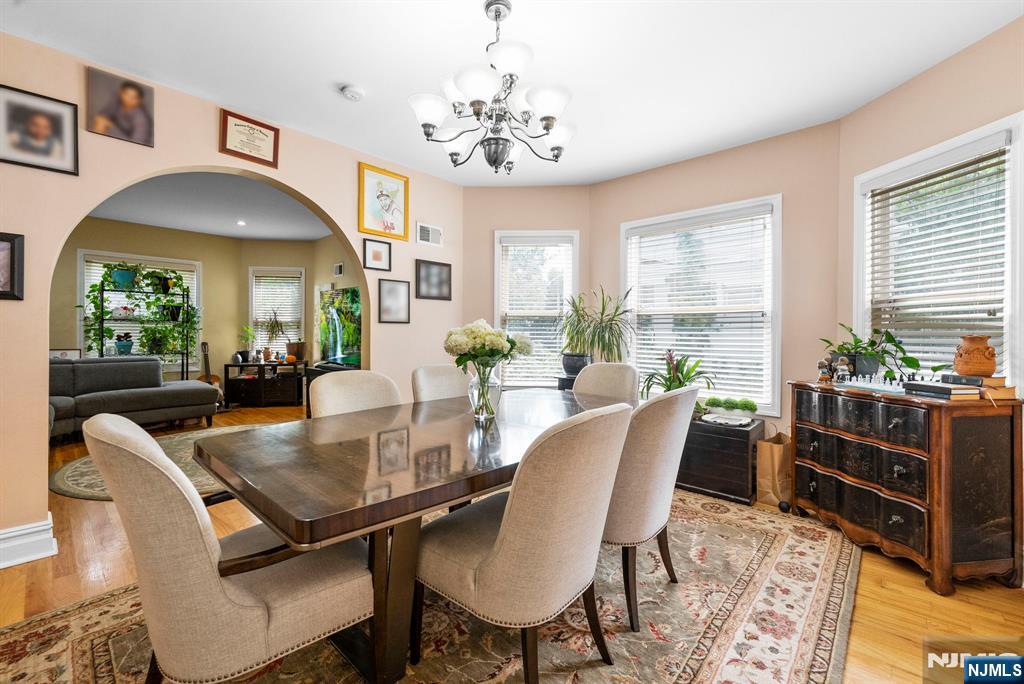 467 Summit Avenue Hackensack, NJ 07601 - Photo 7 of 38