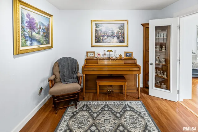 $250,000 | 521 Marquis Avenue, Centralia, IL 62801