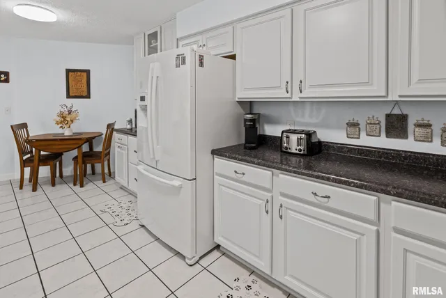 $250,000 | 521 Marquis Avenue, Centralia, IL 62801