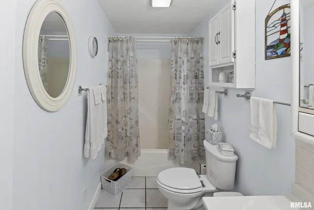 $250,000 | 521 Marquis Avenue, Centralia, IL 62801