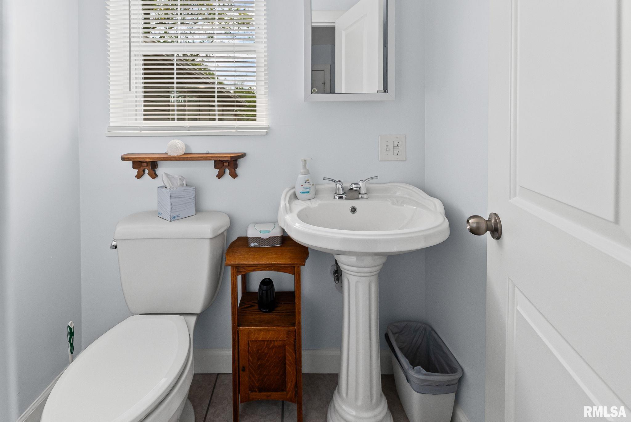 521 Marquis Avenue Centralia, IL 62801 - Photo 44 of 54