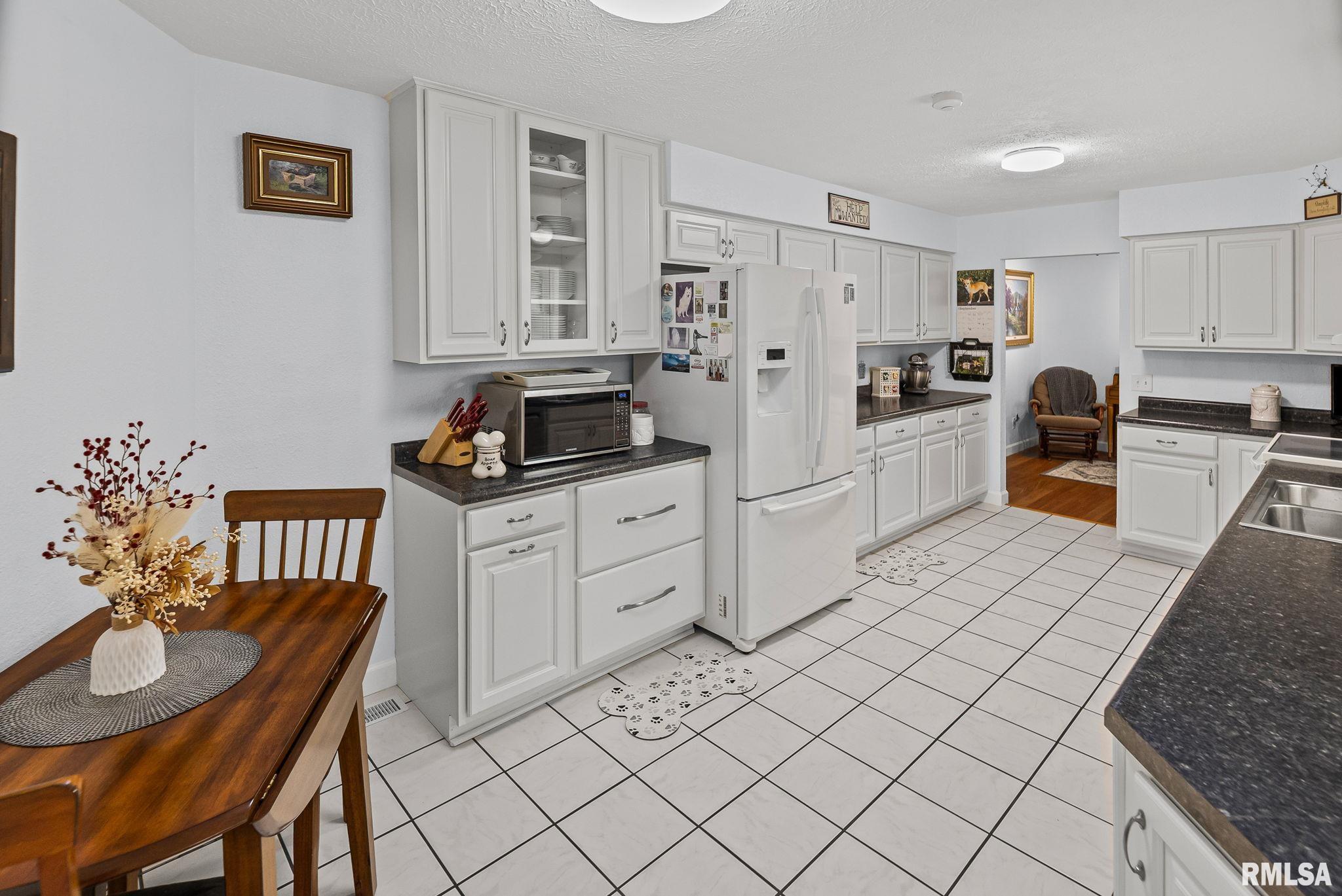 521 Marquis Avenue Centralia, IL 62801 - Photo 46 of 54